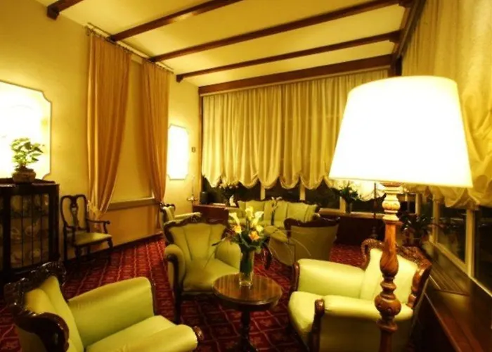 Hotel Carlotta 4*